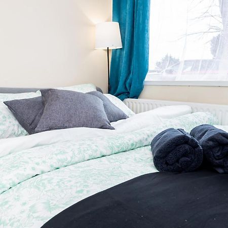 Shirley House 3, Guest House, Self Catering, Self Check In With Smart Locks, Use Of Fully Equipped Kitchen, Close To City Centre, Ideal For Longer Stays, Walking Distance To Bat, 20 Min Drive To Fawley Refinery, Excellent Transport Links Саутгемптон Екстер'єр фото