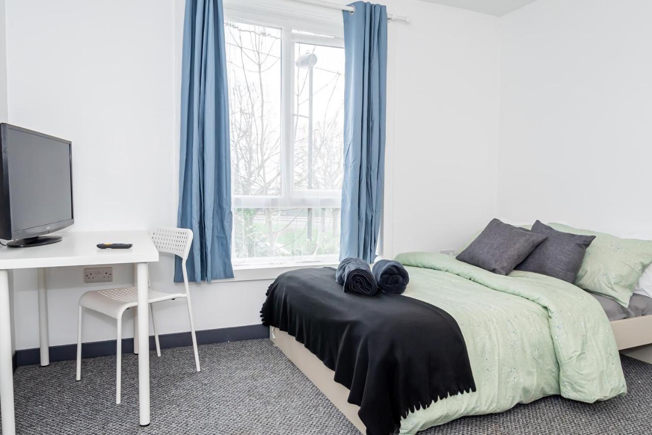 Shirley House 3, Guest House, Self Catering, Self Check In With Smart Locks, Use Of Fully Equipped Kitchen, Close To City Centre, Ideal For Longer Stays, Walking Distance To Bat, 20 Min Drive To Fawley Refinery, Excellent Transport Links Саутгемптон Екстер'єр фото
